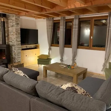 16 Pers Proche Des Pistes Chalet