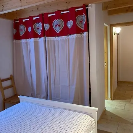 16 Pers Proche Des Pistes Chalet *